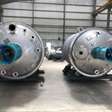 Makfen, which manufactures the Stainless Reactors,also manufactures the mixer reactors with its expert staff in the Stainless Reactors. Click for price information