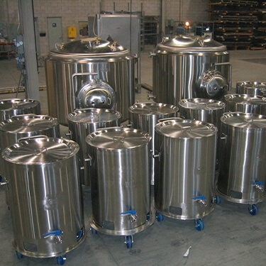 The mobile boilers are used in many fields, especially in the paint industry. Their use is needed in the cycles of semi-finished and finished products.