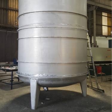 Mixers, Chemical Mixers and Stainless Mixers (chemical mixers) are used in many fields. They can meet the reqirements for new products every day, especially in the food, pharmaceutical and chemical industries.